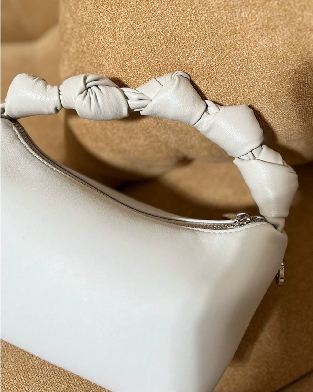 Knot Voluminous Handbag CCU0003