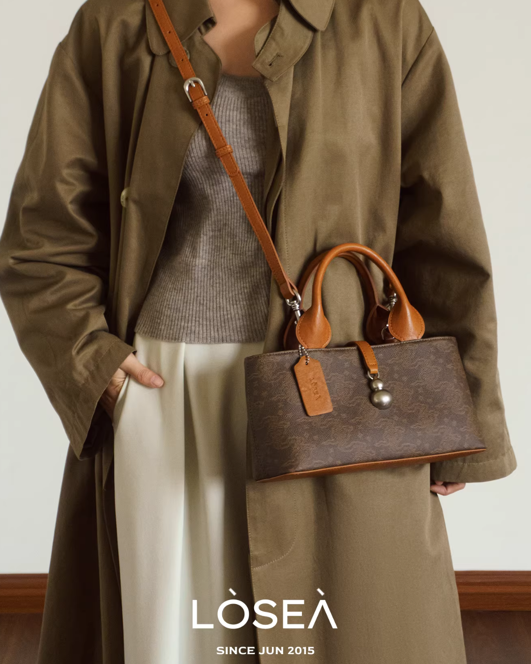 Square Shoulder Bag LSA0013