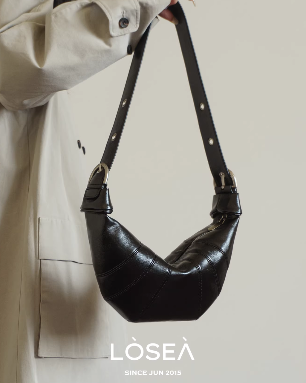 Half-Moon One-Handle Bag LSA0005