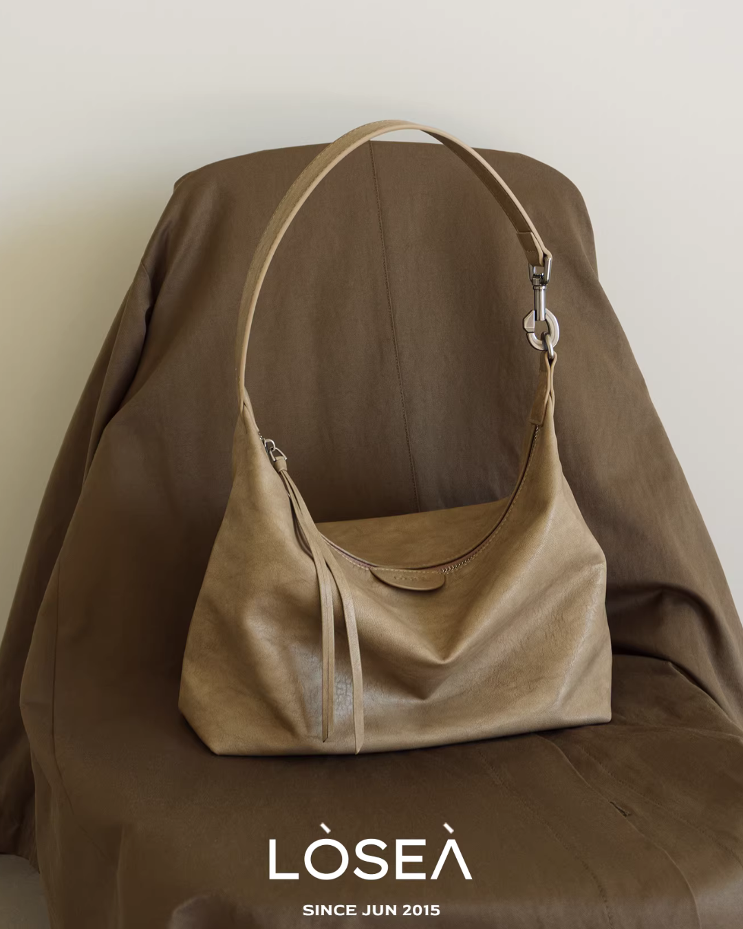 Leather One-Handle Bag LSA0007