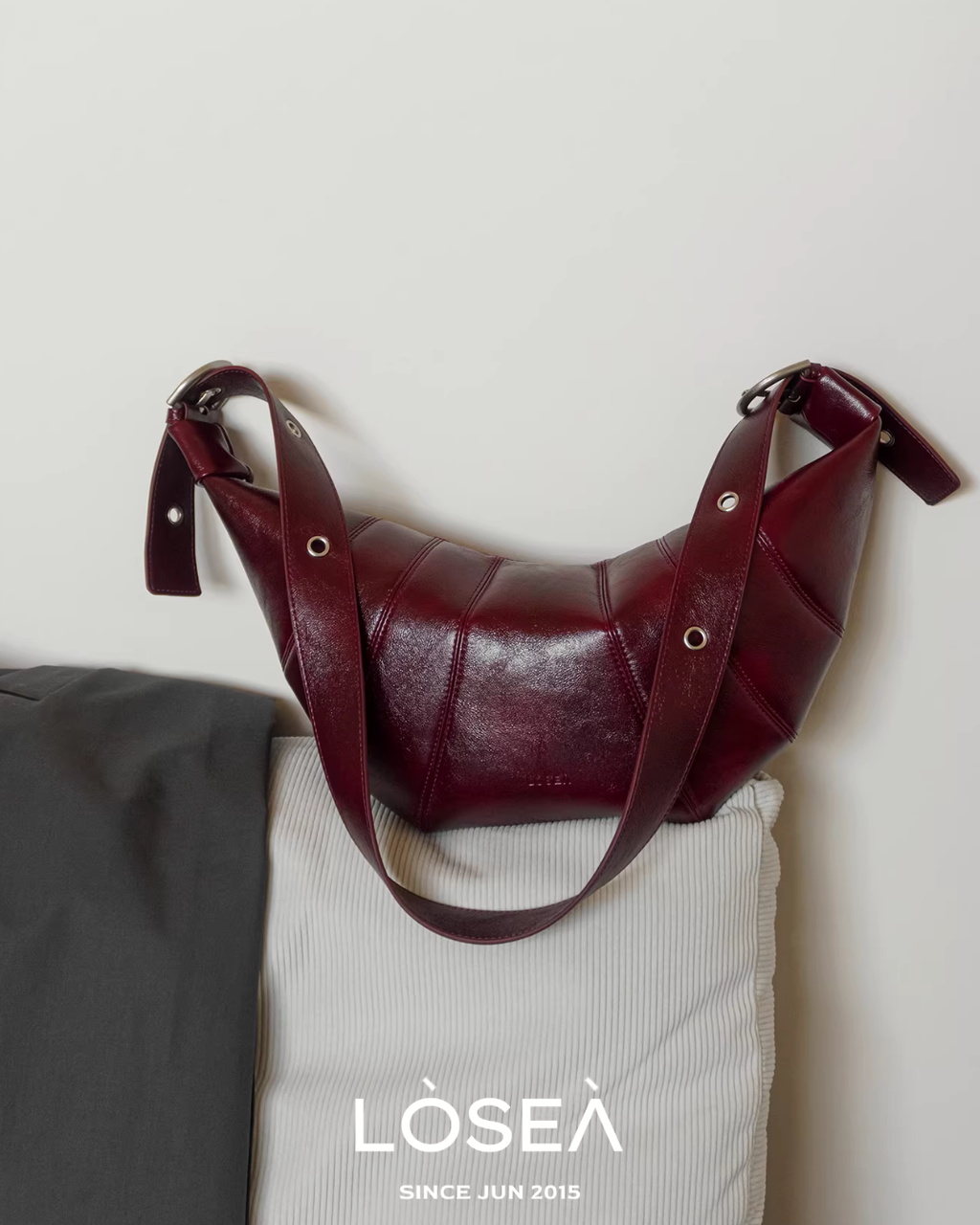 Half-Moon One-Handle Bag LSA0005