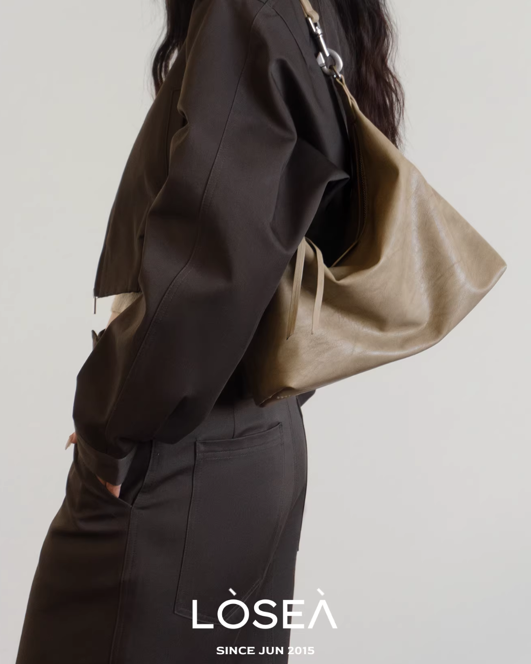 Leather One-Handle Bag LSA0007