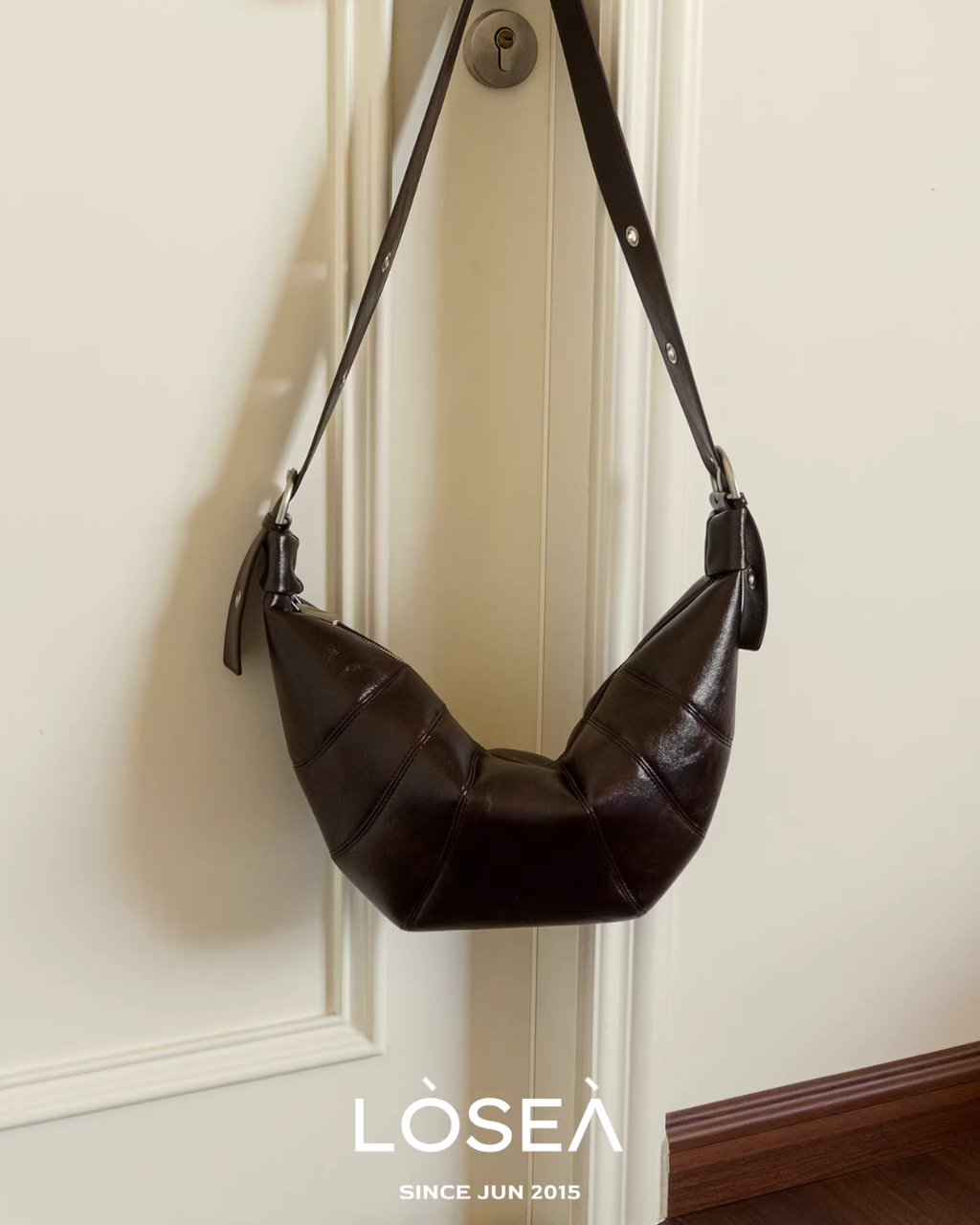 Half-Moon One-Handle Bag LSA0005