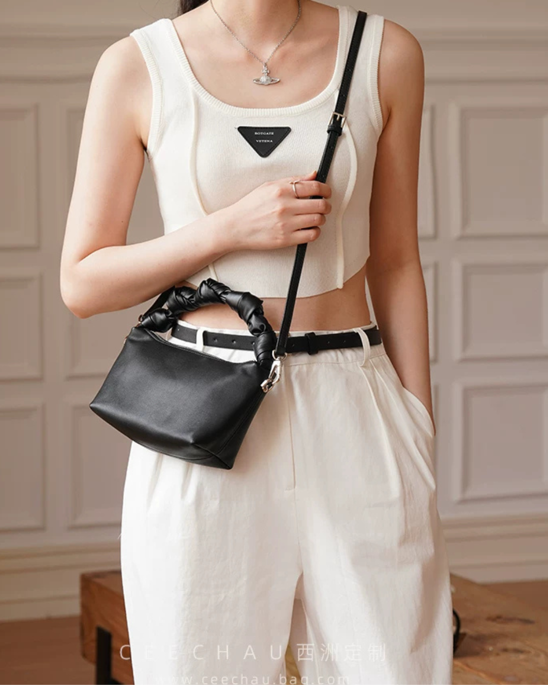 Knot Voluminous Handbag CCU0003