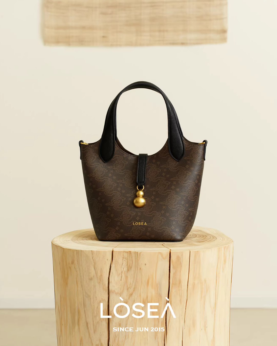 Leather Compact Bag LSA0015