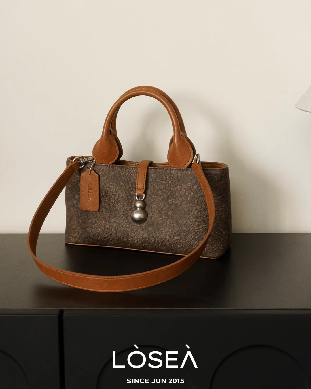 Square Shoulder Bag LSA0013