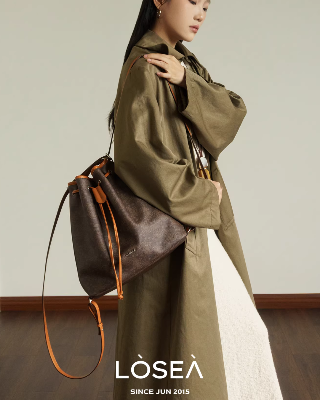 Drawstring Leather Shoulder Bag LSA0014