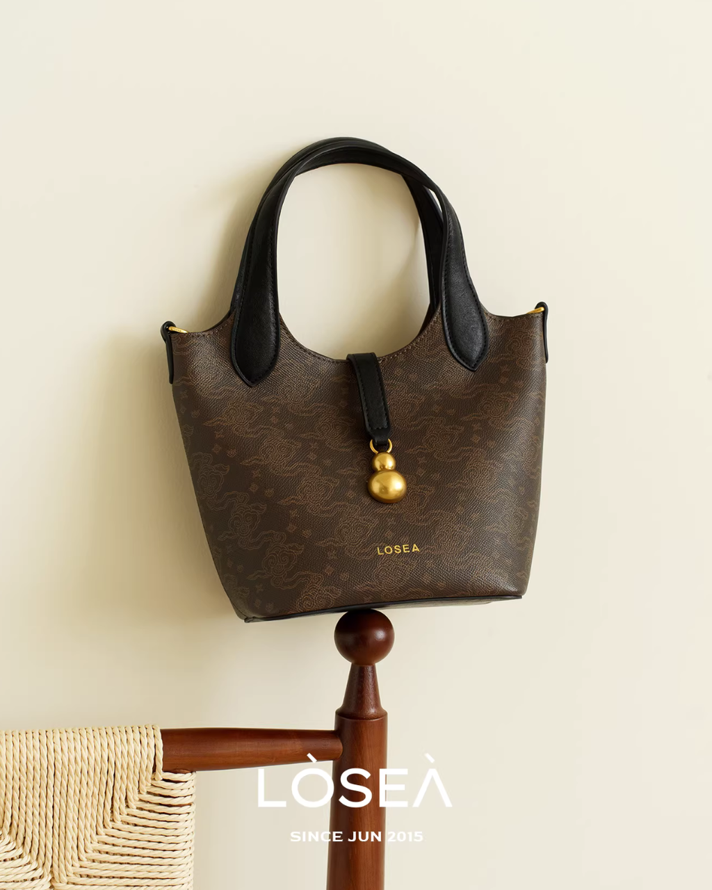 Leather Compact Bag LSA0015