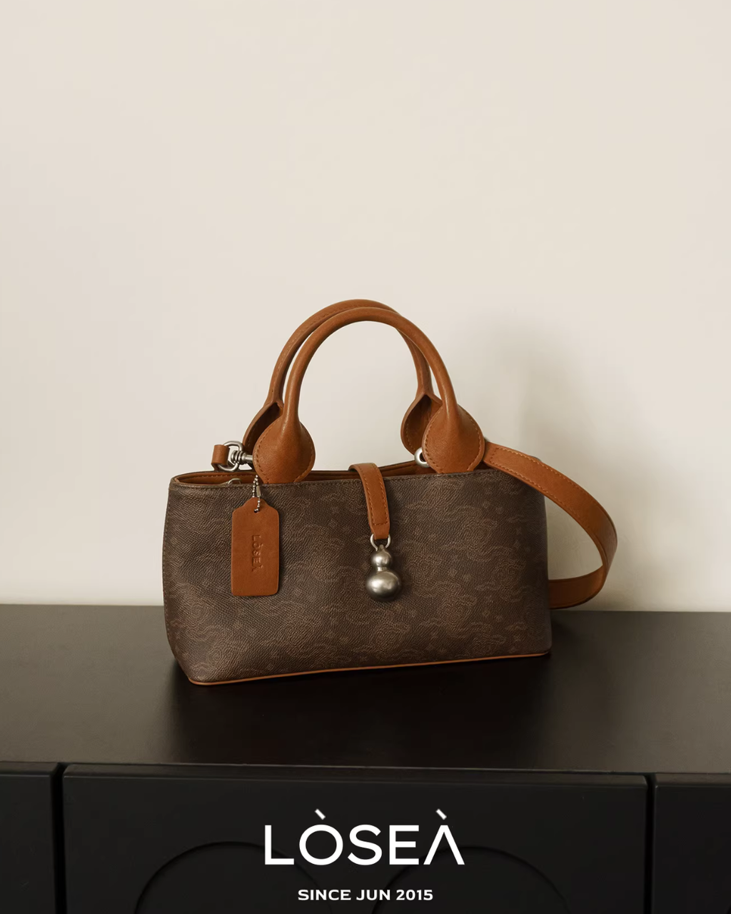 Square Shoulder Bag LSA0013