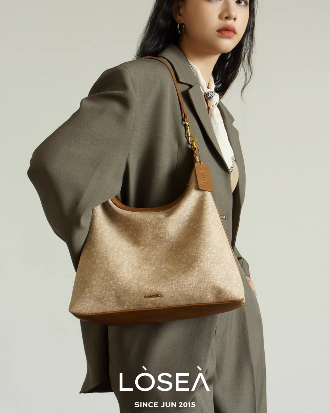 Leather One-Handle Bag LSA0010