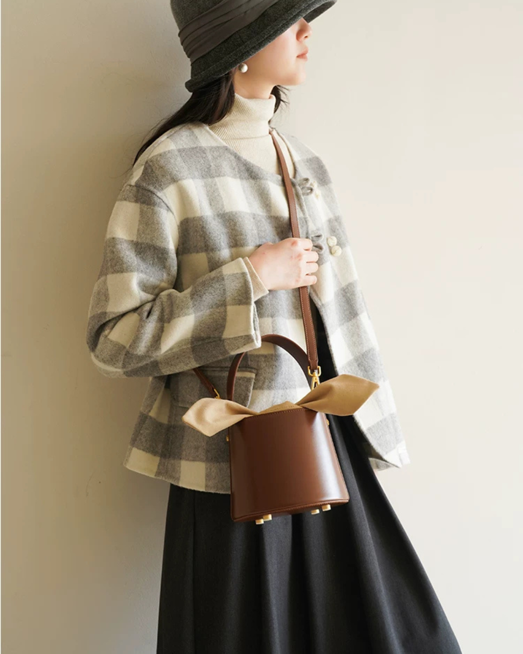 Ribbon Design Bucket Bag CCU0007