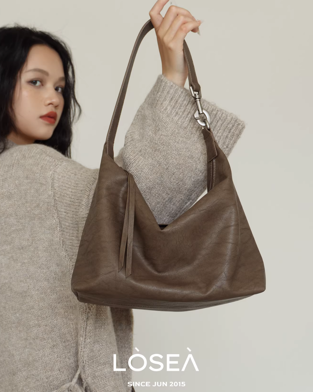 Leather One-Handle Bag LSA0007
