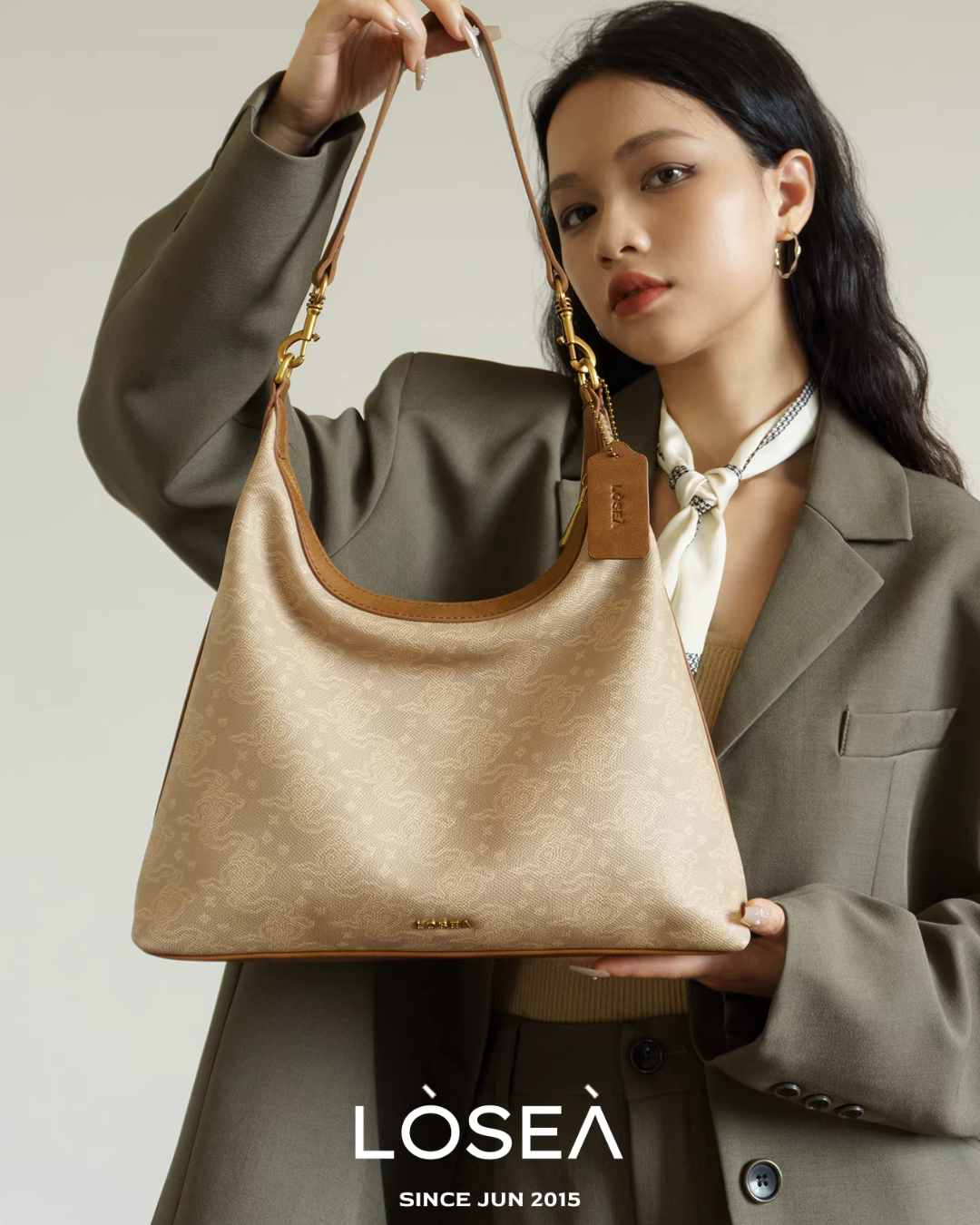 Leather One-Handle Bag LSA0010