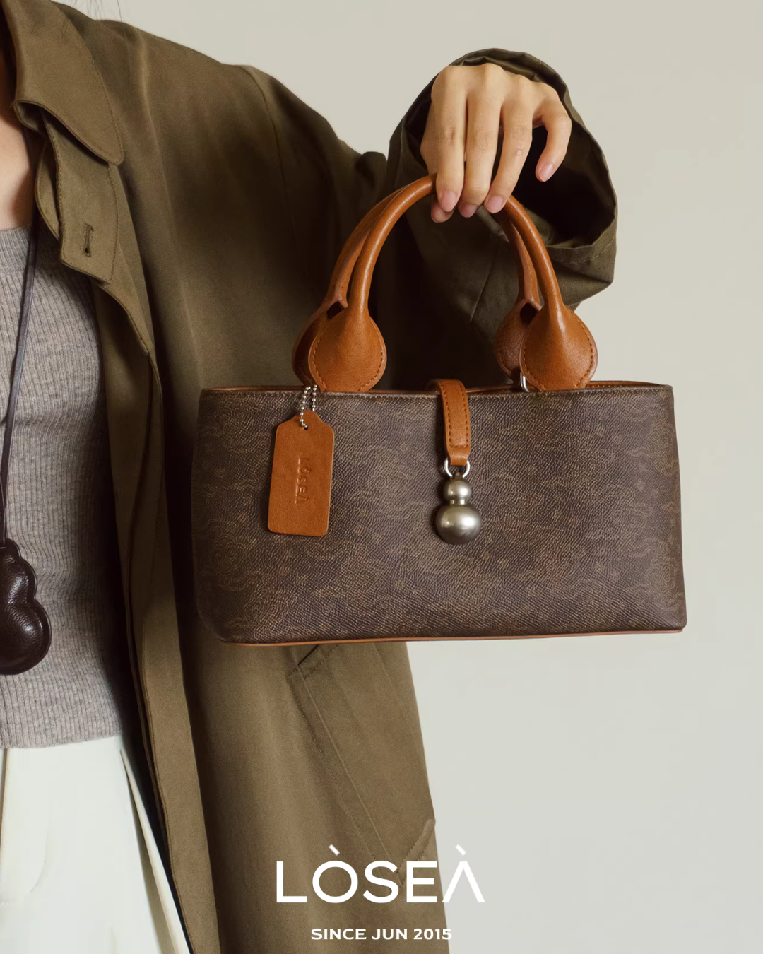Square Shoulder Bag LSA0013