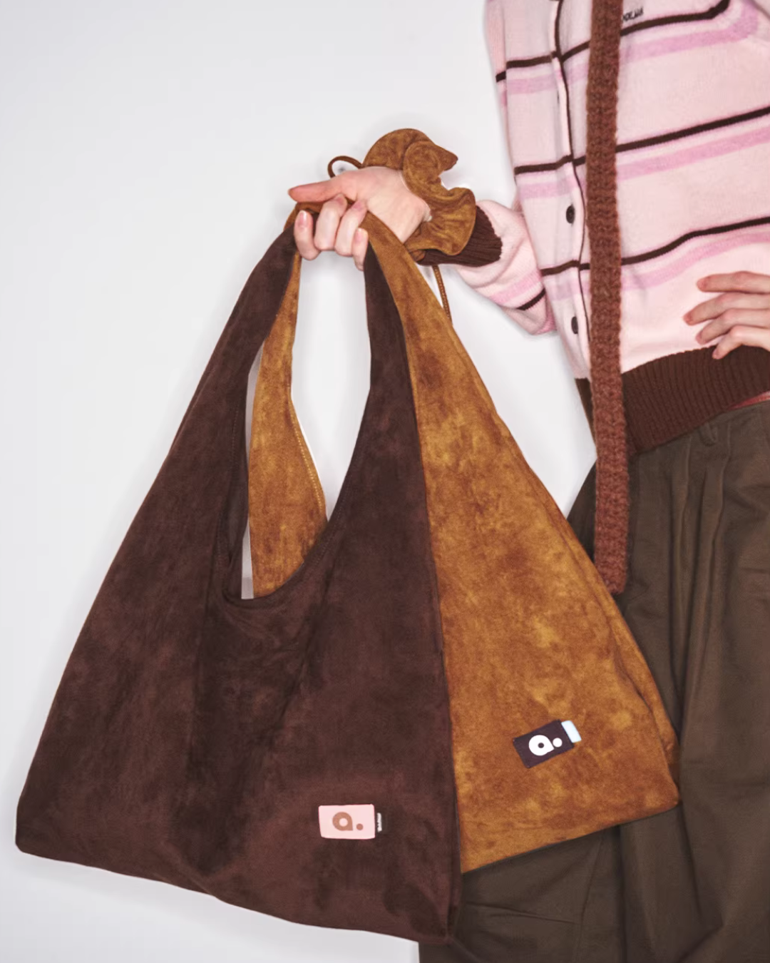 Ribbon Charm Suede Shoulder Bag MUV0049