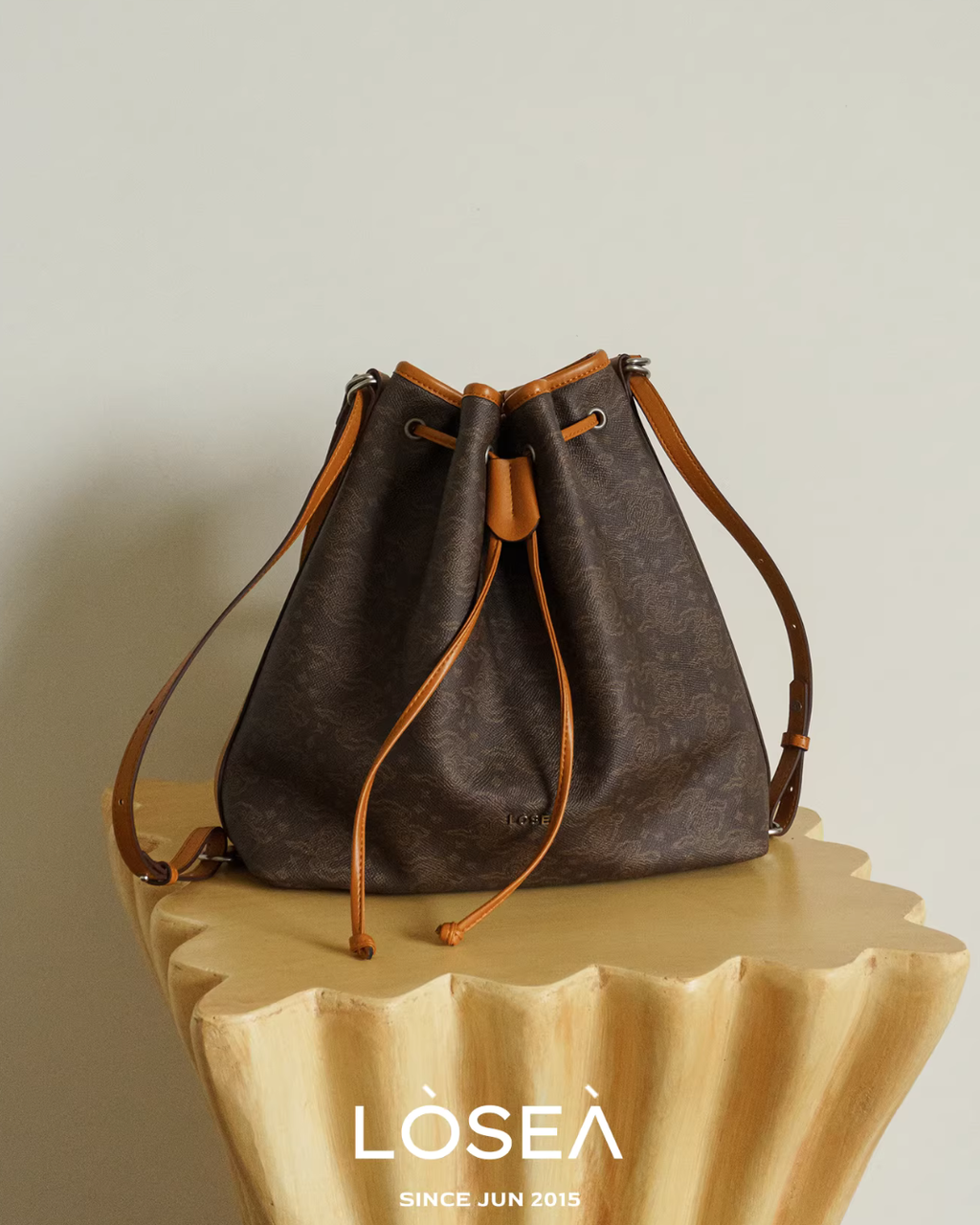 Drawstring Leather Shoulder Bag LSA0014