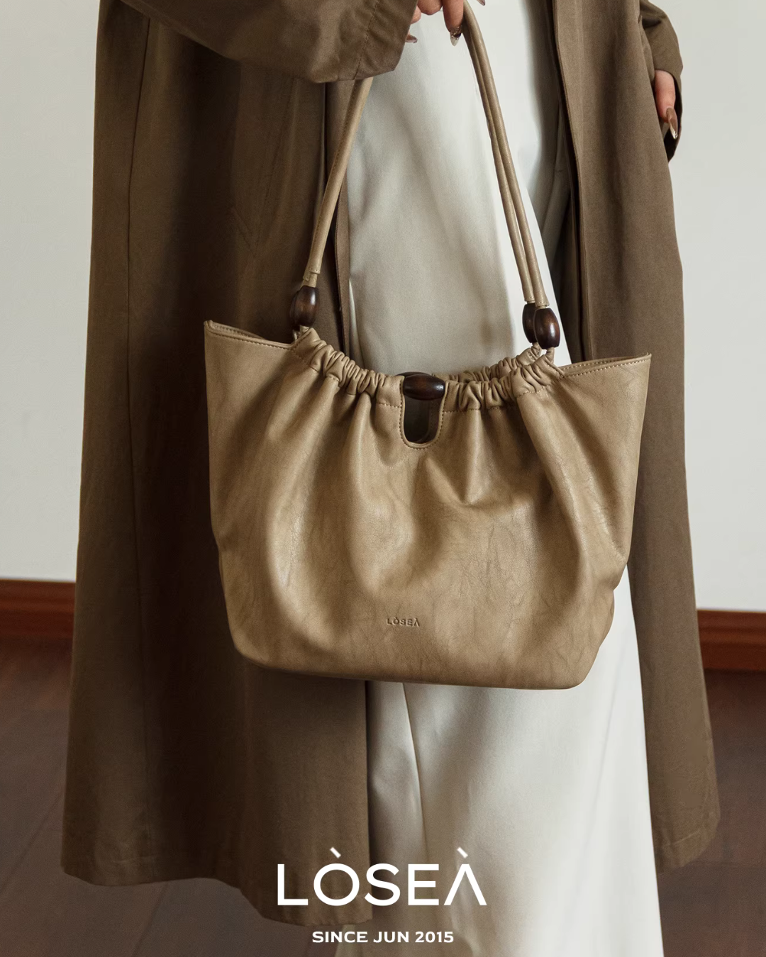 Gather Design Handbag LSA0012