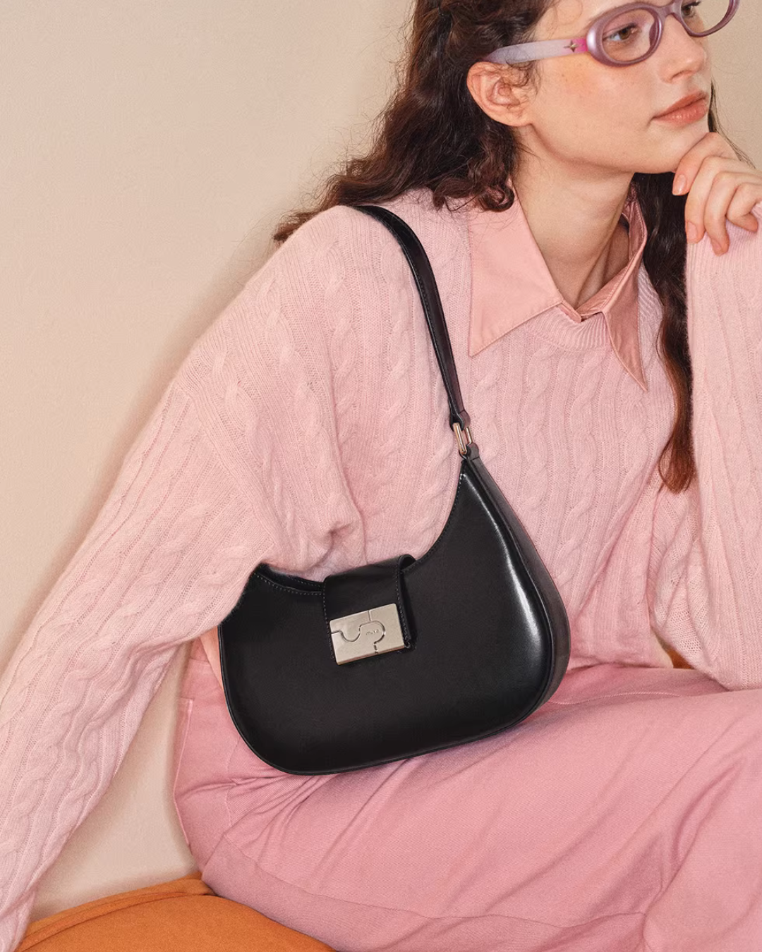 Buckle Leather Shoulder Bag MUV0054