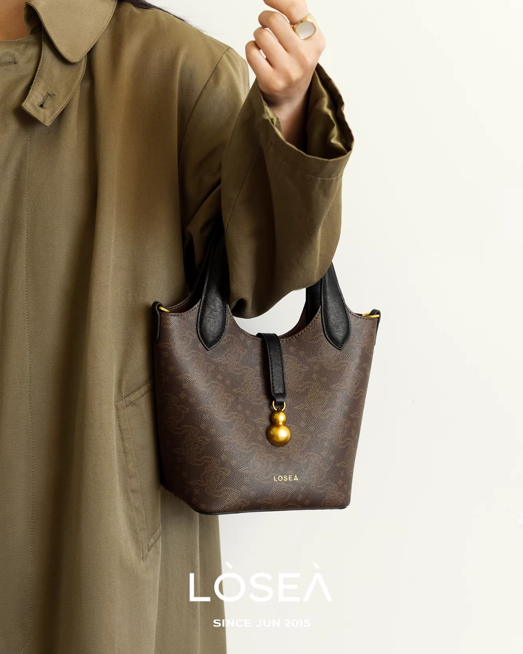 Leather Compact Bag LSA0015